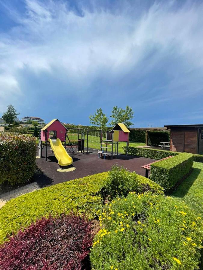 Provence Deluxe Apartment In Atia Resort Tsjernomorets Eksteriør bilde